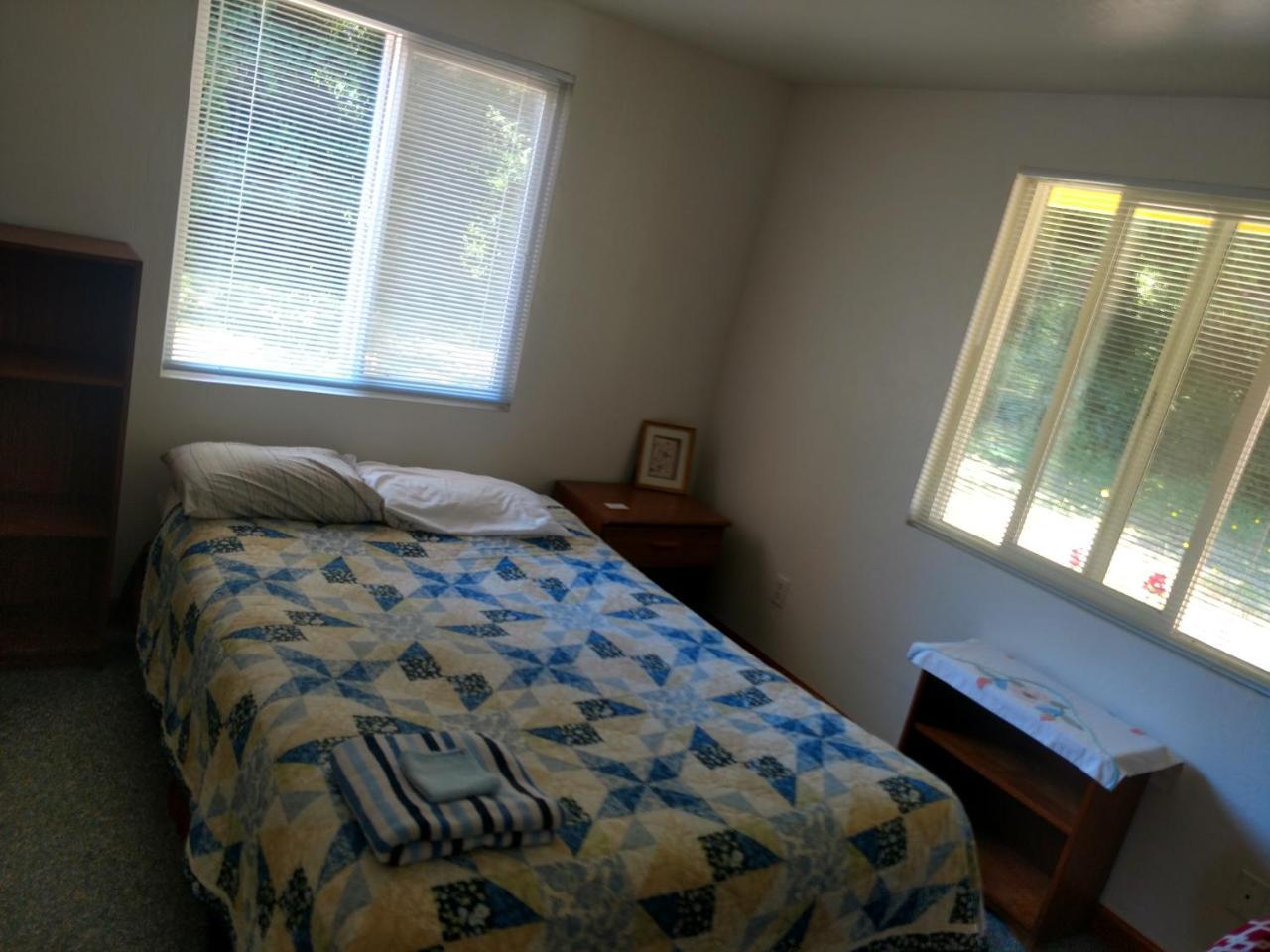 Lakeside Hostel & Guest House Crescent City Ngoại thất bức ảnh